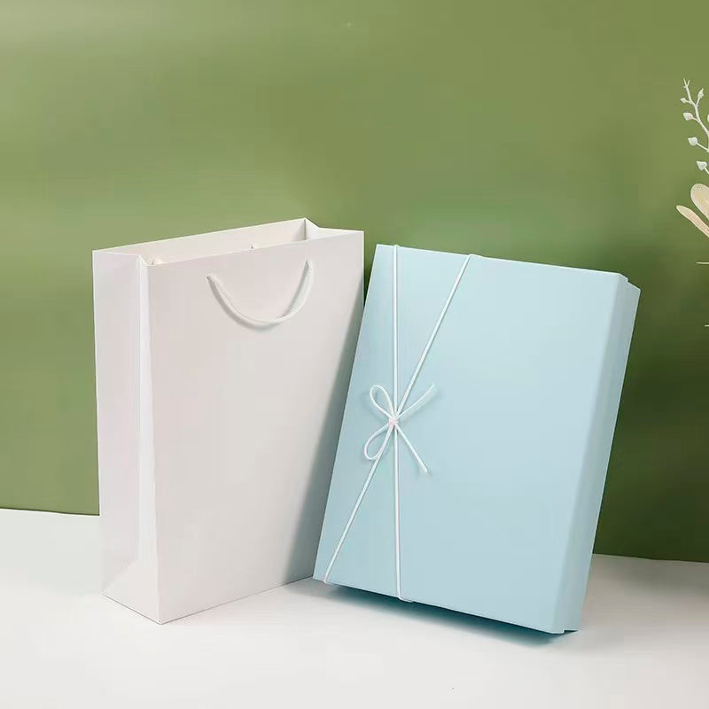 Custom Branded Apparel Packaging Secondary image