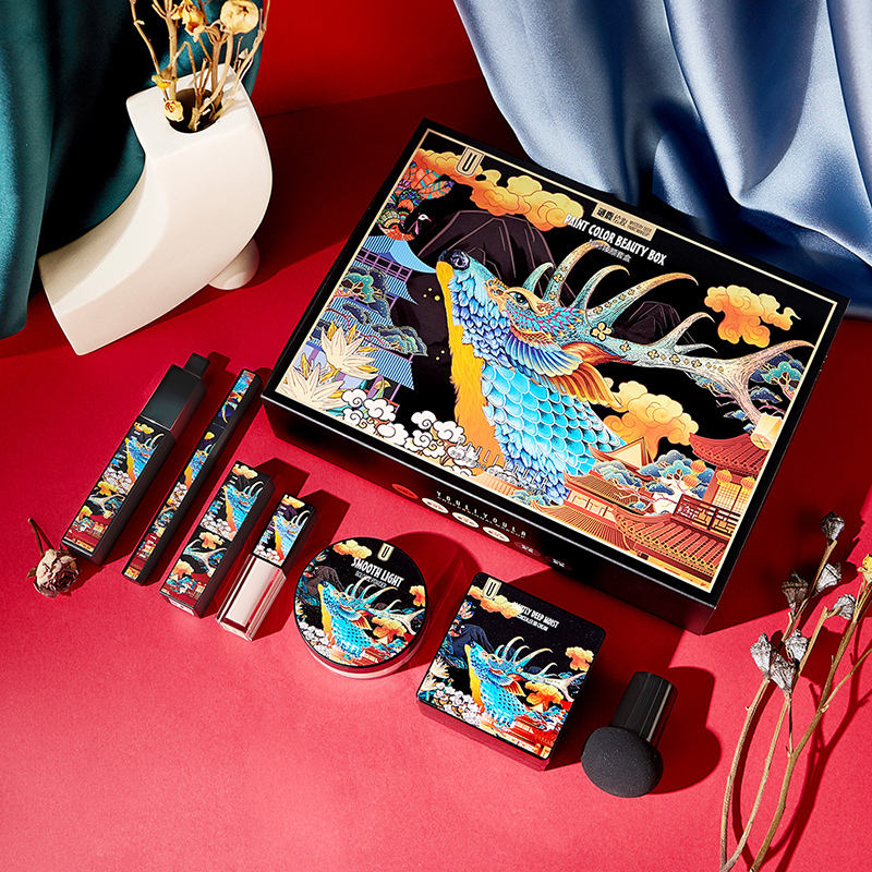 Custom Cosmetic Packaging Boxes