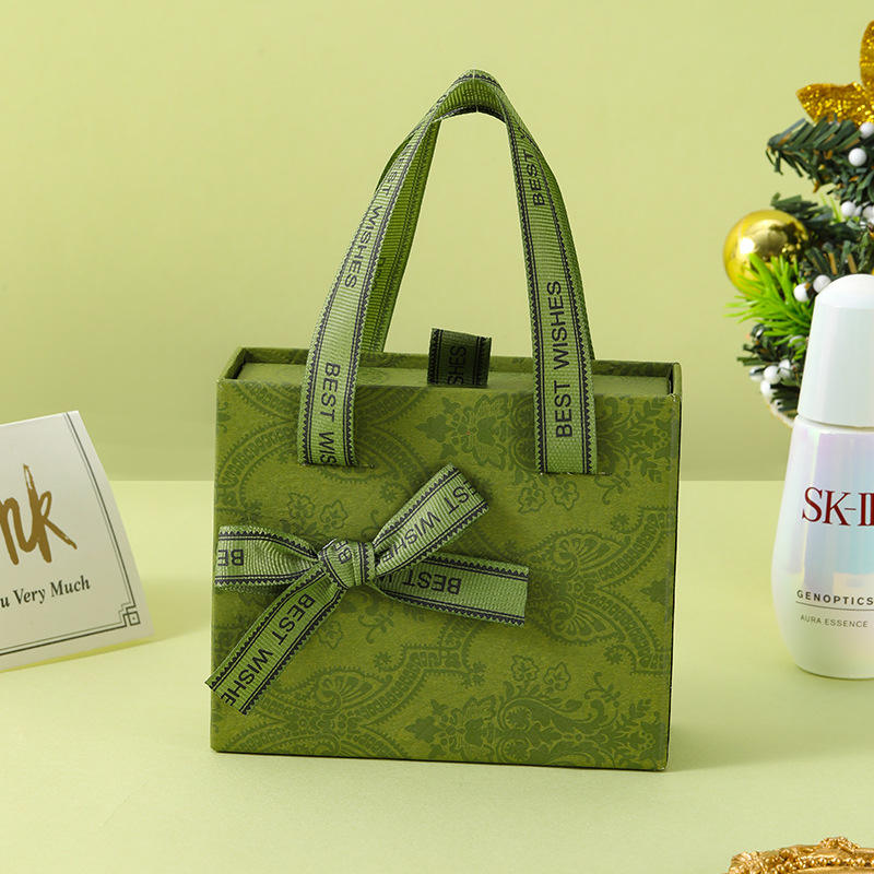 Custom Cosmetic Packaging Main image