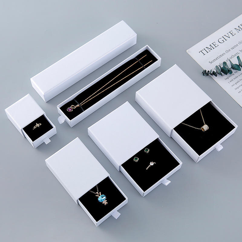 Designer Jewellery Boxes Secondary image