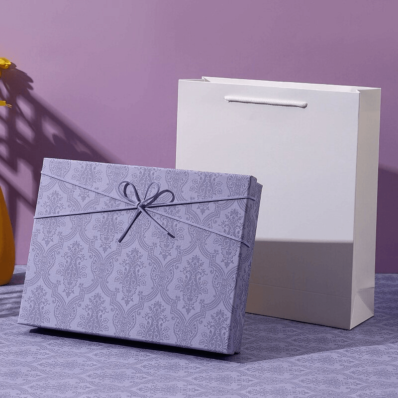 Apparel Box Manufacturer