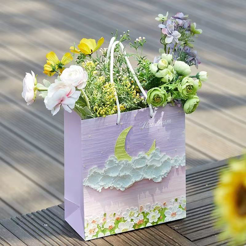 Custom eco friendly paper bags Secondary image